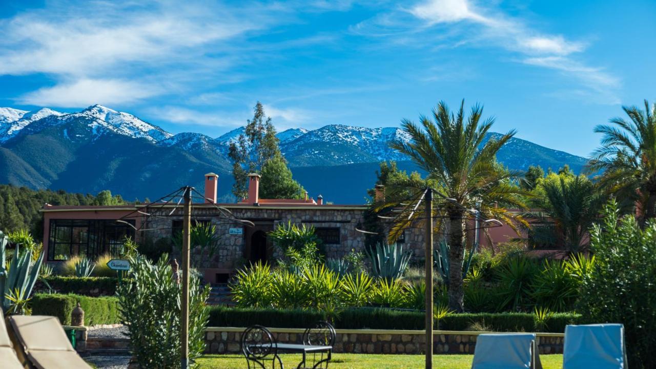 La Bergerie Auberge & Restaurant ウリガン エクステリア 写真