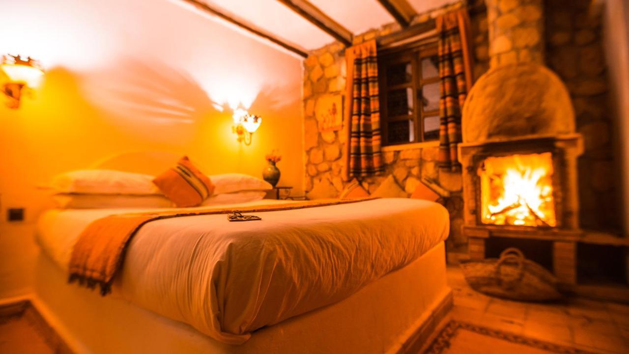 La Bergerie Auberge & Restaurant ウリガン エクステリア 写真